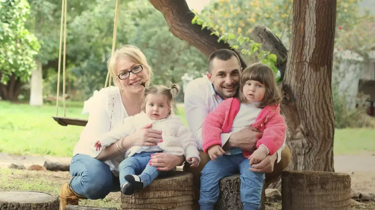 רווית ילוז ומשפחתה רווית ילוז ומשפחתה