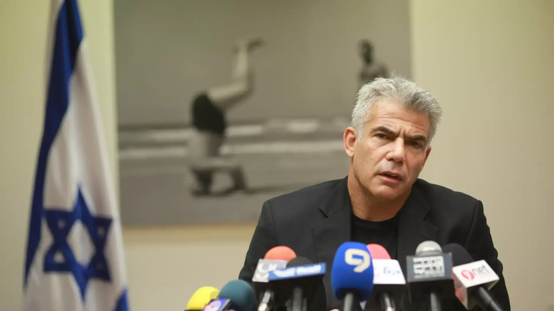 ח"כ יאיר לפיד בישיבת סיעה של מפלגת יאיר לפיד, מאי 2015