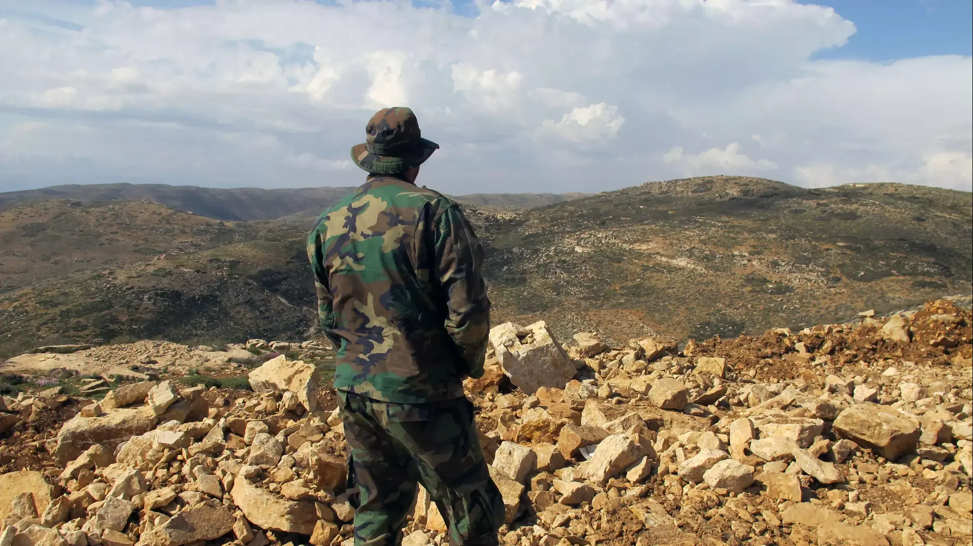 לוחמי חיזבאללה באזור הרי הקלמון, גבול סוריה-לבנון, 9 במאי 2015