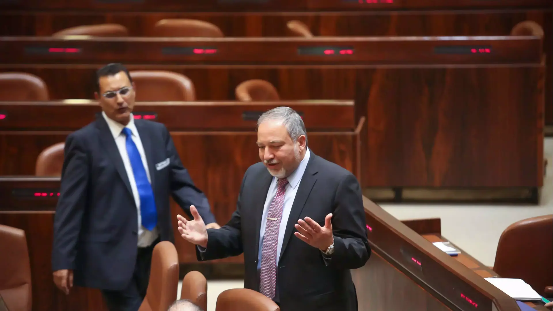 חבר הכנסת אביגדור ליברמן במליאה בכנסת חבר הכנסת אביגדור ליברמן במליאה בכנסת
