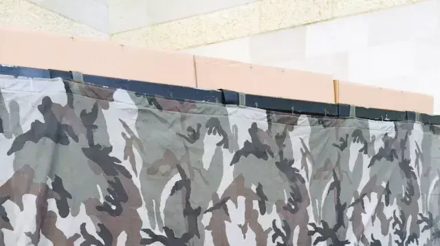 המשטרה עצרה תושב פתח תקווה בחשד כי ביצע את שוד הבמבה הגדול, מאי 2015 המשטרה עצרה תושב פתח תקווה בחשד כי ביצע את שוד הבמבה הגדול, מאי 2015
