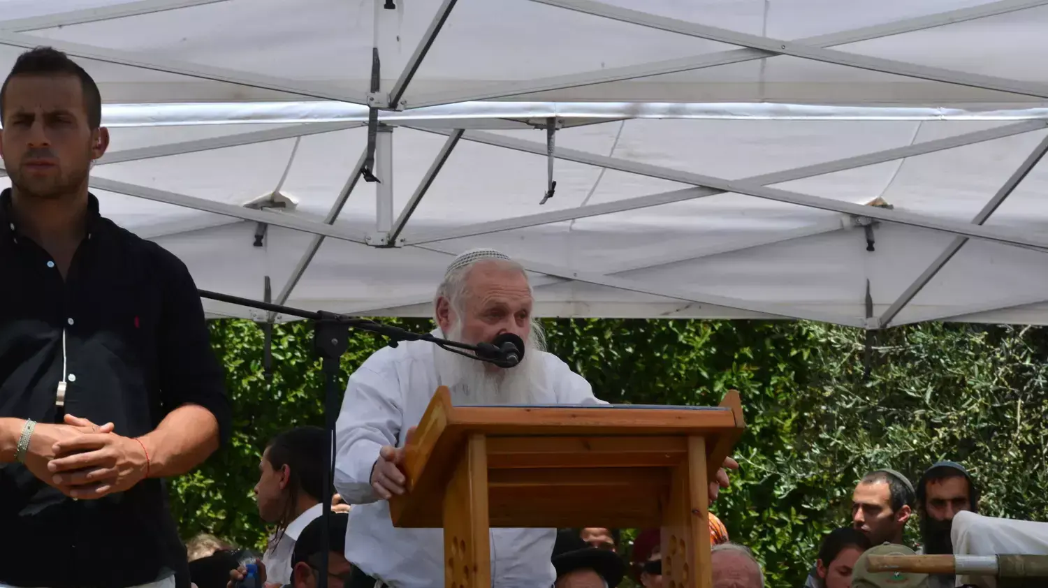 הלוויתו של הרב משה לוינגר, חברון מאי 2015 הלוויתו של הרב משה לוינגר, חברון מאי 2015