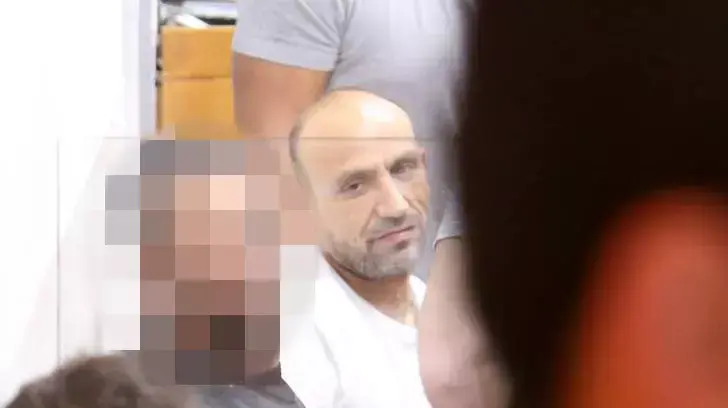 עקא ראש ארגון פשע שחשוד בפרשת 512 של ארגון הפשע אברג'יל, בלה"ב 433. מאי 2015 עקא ראש ארגון פשע שחשוד בפרשת 512 של ארגון הפשע אברג'יל, בלה"ב 433. מאי 2015