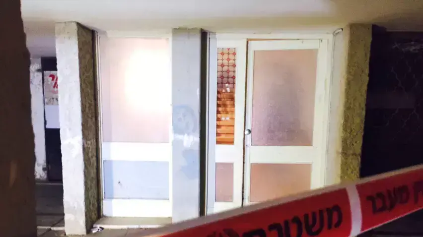 שד: אבא הרג את בנו החולה - והתאבד יחד עם אשתו בערד, 23 במאי 2015 שד: אבא הרג את בנו החולה - והתאבד יחד עם אשתו בערד, 23 במאי 2015