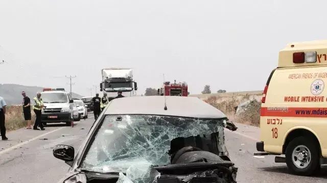 אדם אחד נהרג וחמישה נפצעו קל בתאונה בכביש 71 שבצפון אדם אחד נהרג וחמישה נפצעו קל בתאונה בכביש 71 שבצפון