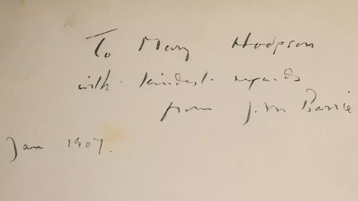 עותק נדיר של הספר "פיטר פן" משנת 1907 עותק נדיר של הספר "פיטר פן" משנת 1907