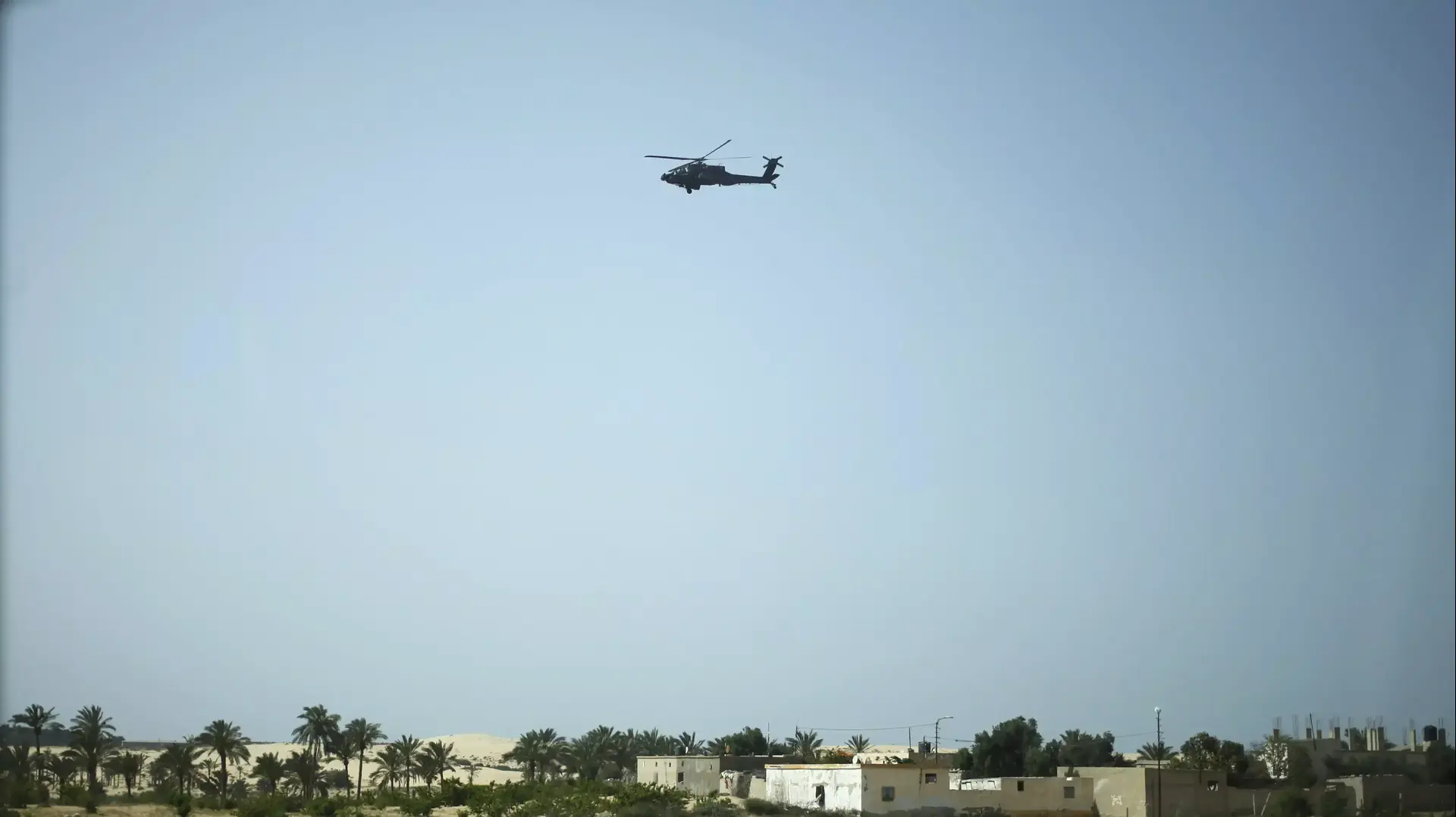 כוחות צבא מצרים באזור אל-עריש, צפון סיני, מאי 2015