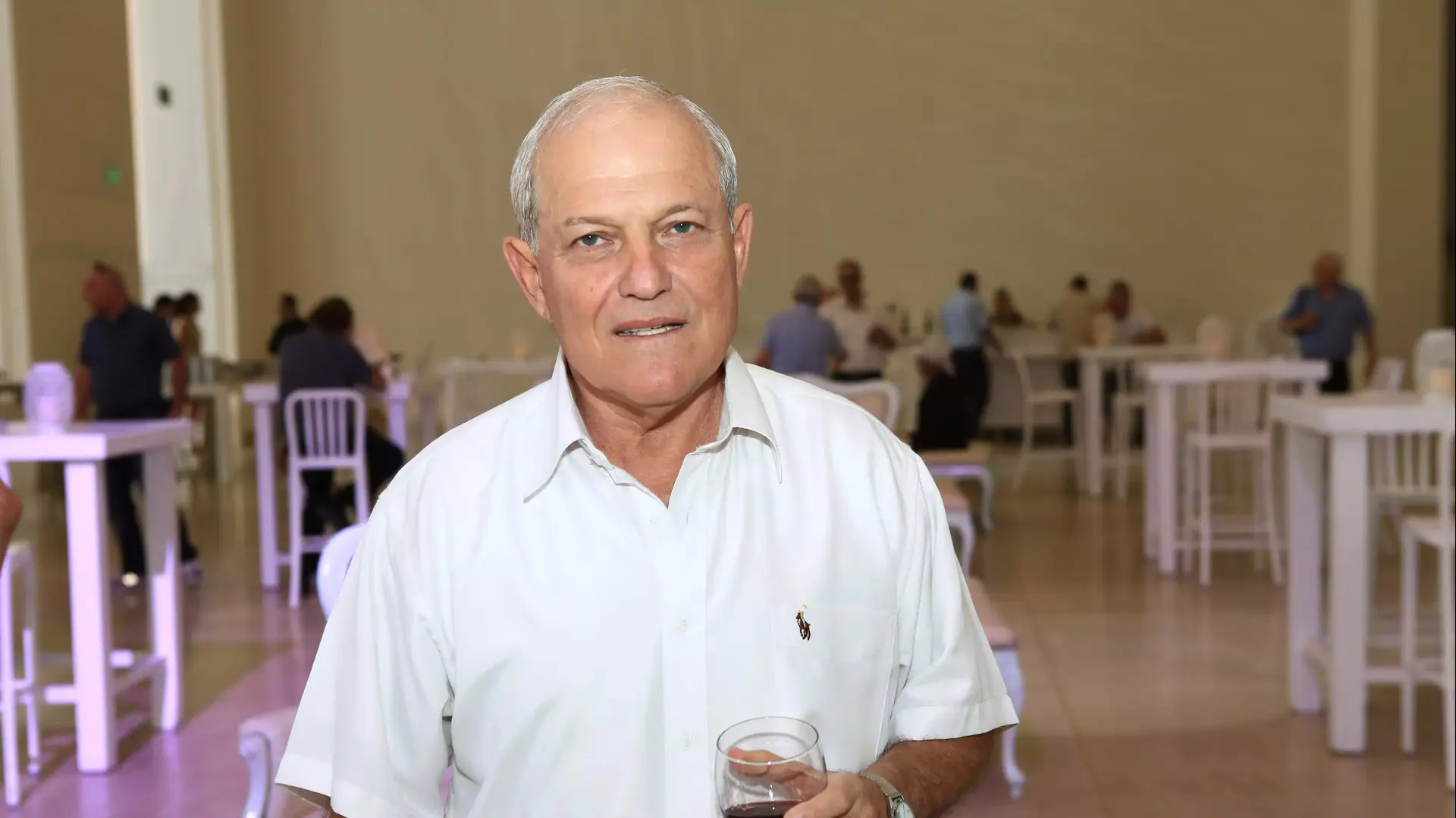 שר הרווחה חיים כץ בבריתה של הנכדה שלו, מאי 2015 שר הרווחה חיים כץ בבריתה של הנכדה שלו, מאי 2015