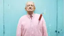 הזקן בן המאה שיצא מהחלון ונעלם / יונס יונסון