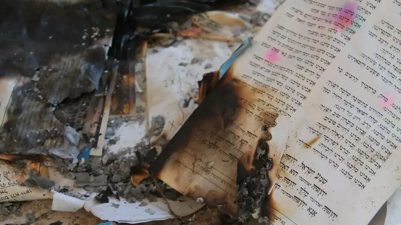 השחתת סניף בני עקיבא בנצרת עילית השחתת סניף בני עקיבא בנצרת עילית