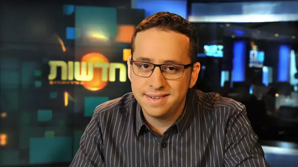 ראיון עם ירון לונדון ומיקי רוזנטל על עבודתו החדשה של נדב פרי כלוביסט של יצחק תשובה
