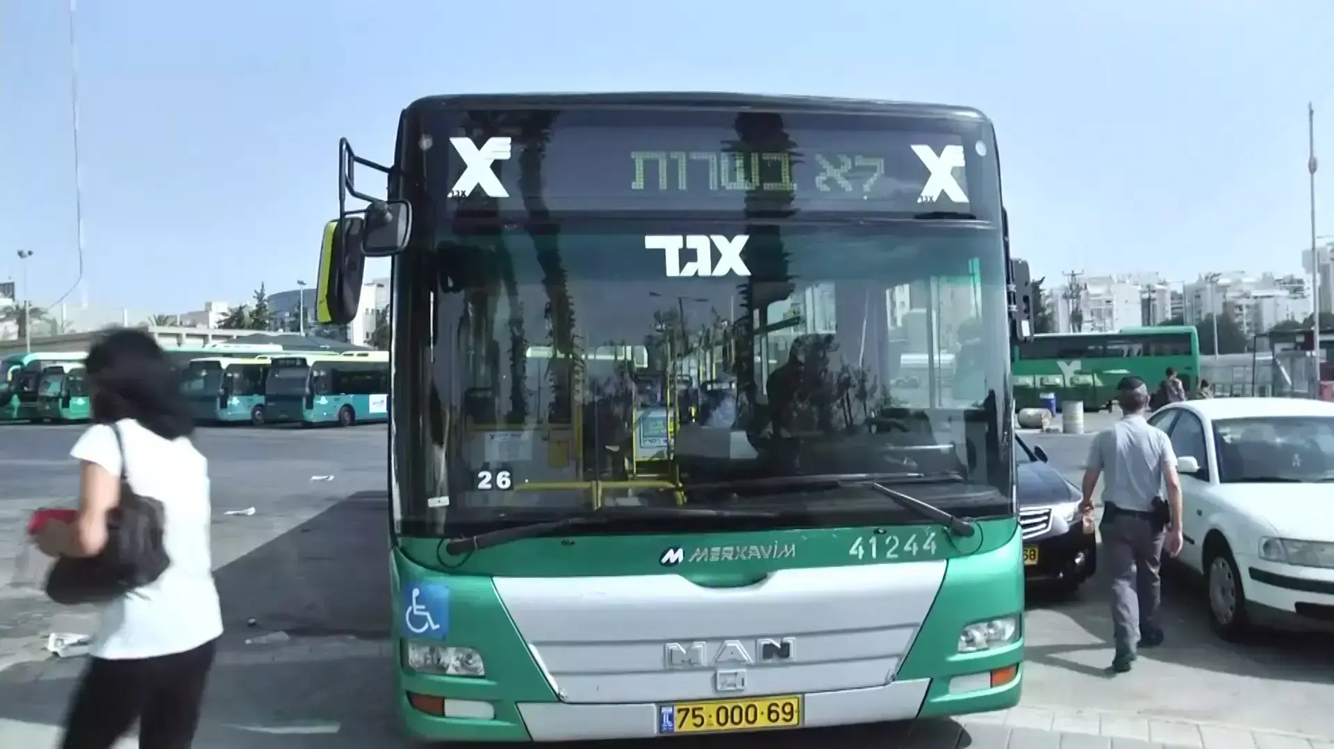 נהגי "אגד תעבורה" השביתו את הקווים