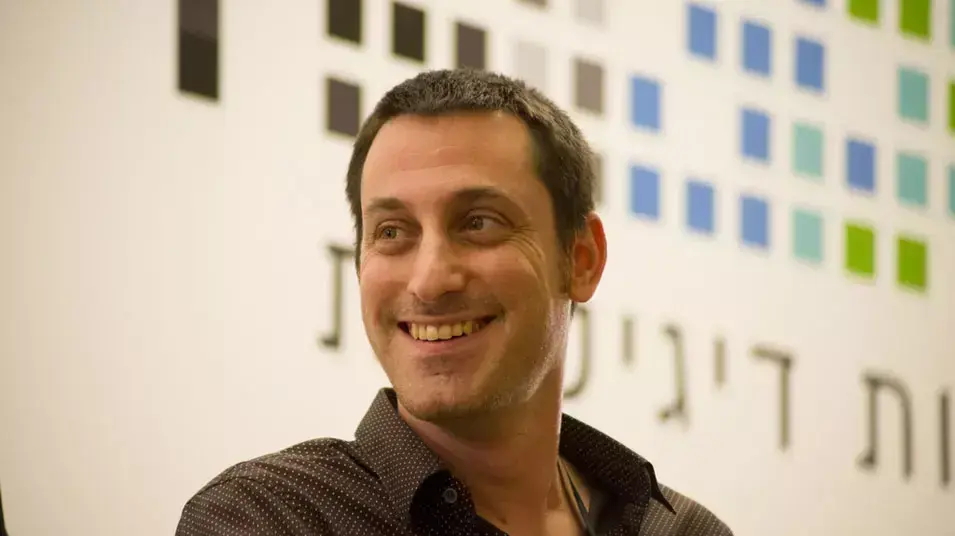 ברק רביד נגד בני טייטלבאום ברק רביד נגד בני טייטלבאום