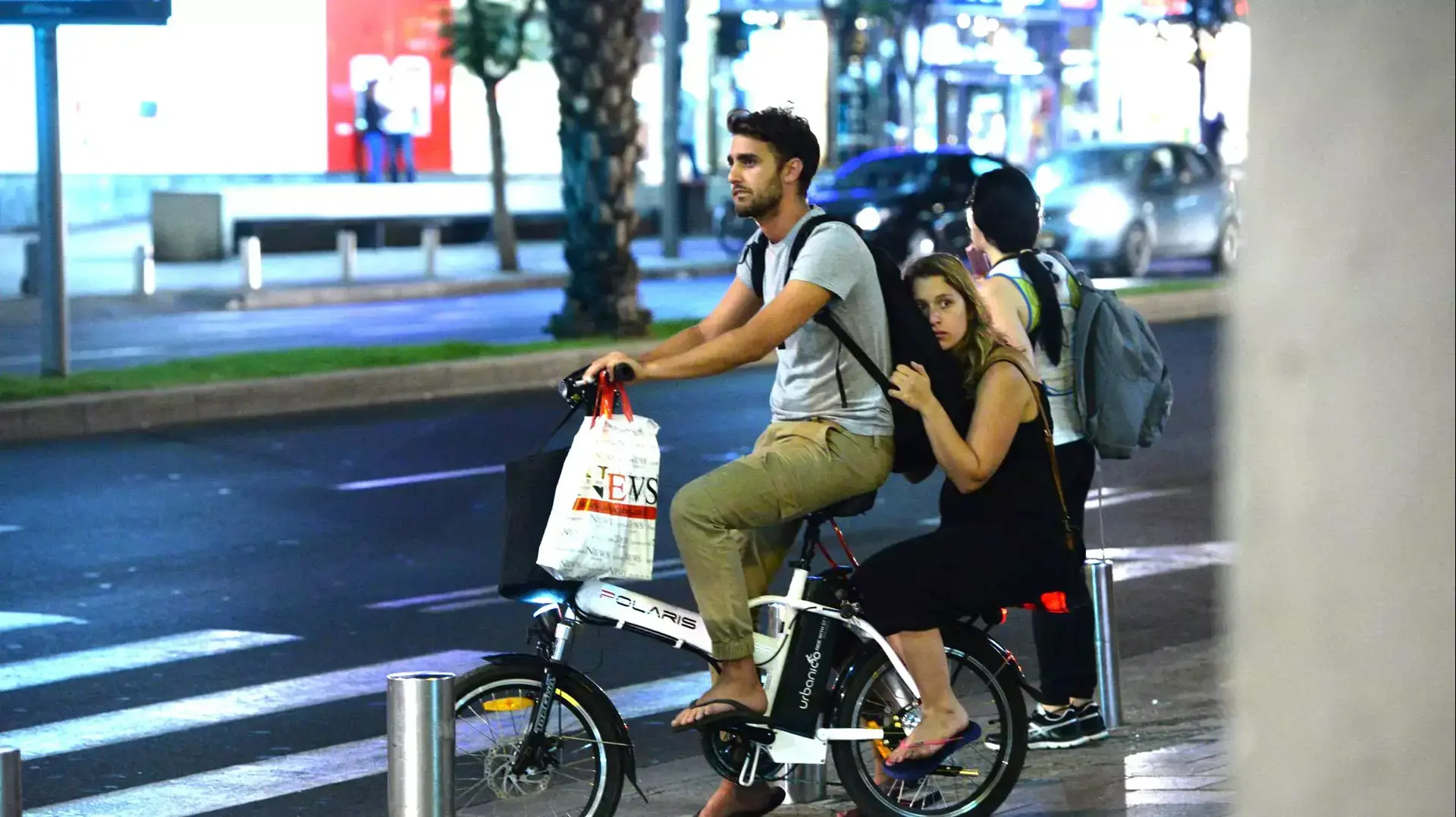 אופניים חשמליים, תל אביב, יוני 2015