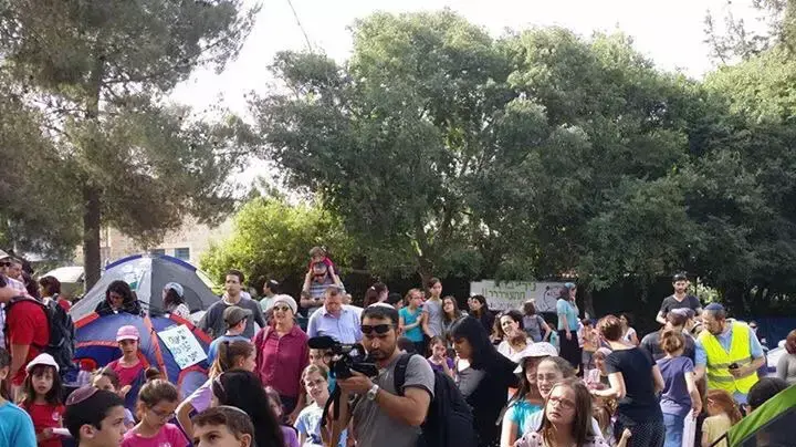 הפגנת הורים וילדים על הצפיפות בבתי הספר,ירושלים יוני 2015 הפגנת הורים וילדים על הצפיפות בבתי הספר,ירושלים יוני 2015