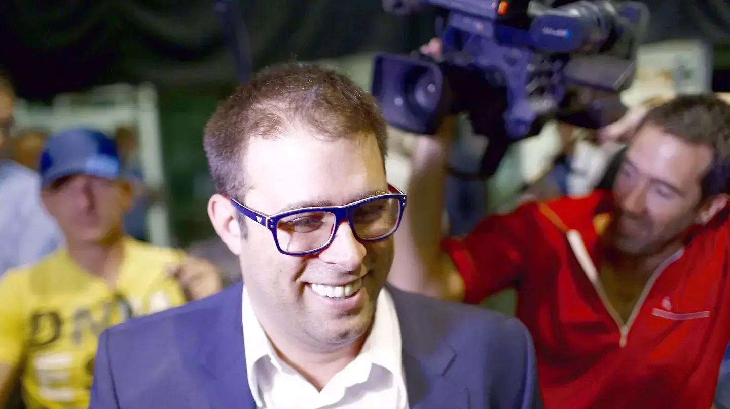 אורן חזן מגיע למרכז הליכוד, יוני 2016