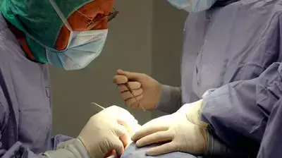 אילוסטרציה ניתוח בית חולים רופאים רופא חולה אילוסטרציה ניתוח בית חולים רופאים רופא חולה