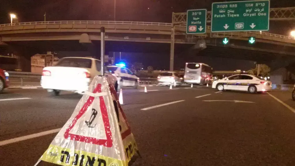 נער בן 16 נהרג מפגיעת רכב במחלף בר אילן ברמת גן, 13 ביוני 2015 נער בן 16 נהרג מפגיעת רכב במחלף בר אילן ברמת גן, 13 ביוני 2015