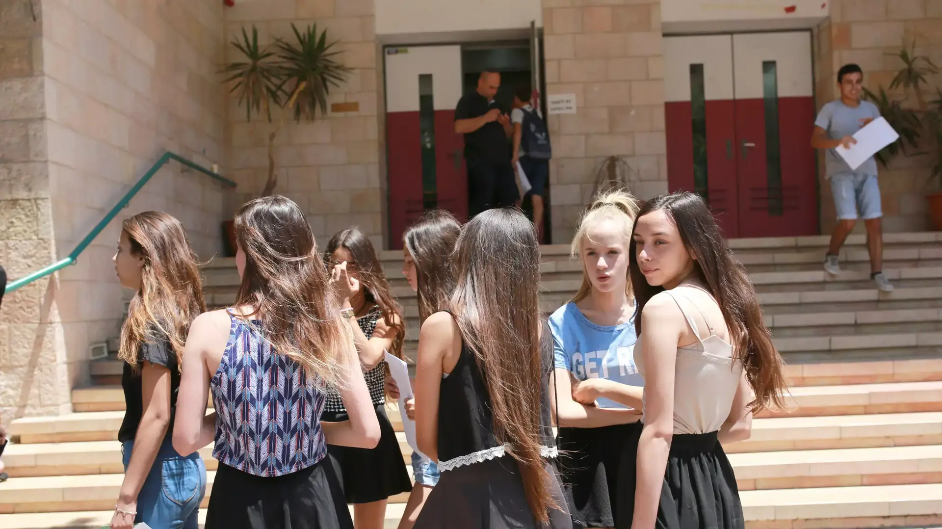 סיום שנת הלימודים בגימנסיה בירושלים 19 ביוני 2015 סיום שנת הלימודים בגימנסיה בירושלים 19 ביוני 2015