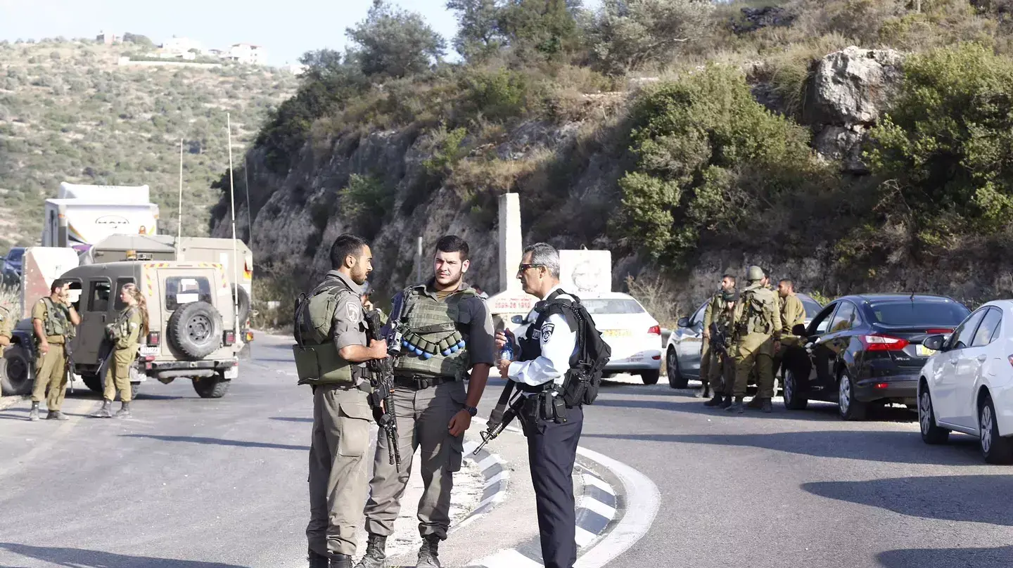 זירת אירוע הירי בסמוך לדולב שבבנימין, יוני 2015 זירת אירוע הירי בסמוך לדולב שבבנימין, יוני 2015