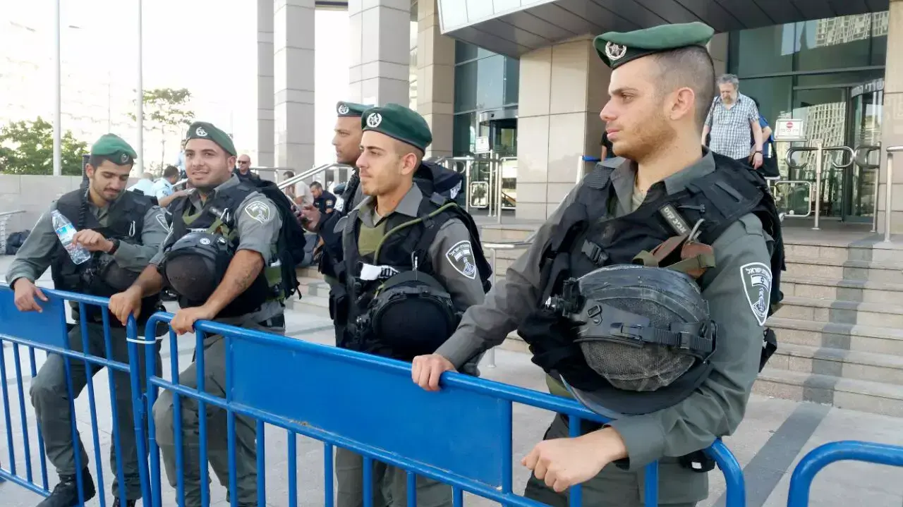 הפגנת יוצאי אתיופיה, תל אביב, 22 ביוני 2015 הפגנת יוצאי אתיופיה, תל אביב, 22 ביוני 2015