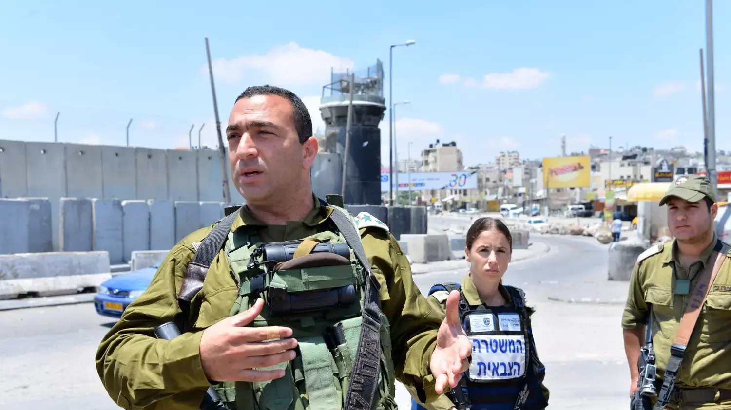 מחסום קלנדיה, יוני 2015 מחסום קלנדיה, יוני 2015