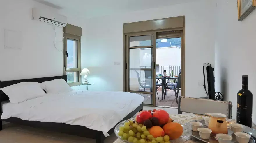 דירת Airbnb במושב שפר בגליל