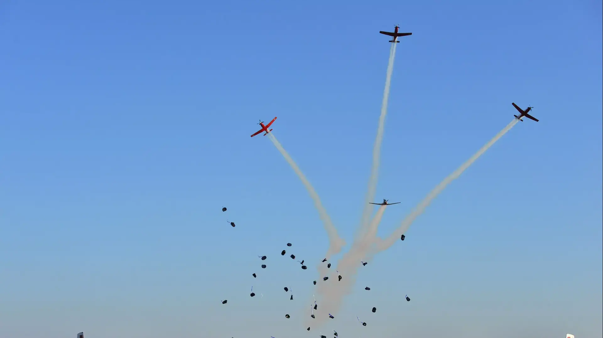 נשיא המדינה בטקס סיום קורס טיס, 25 ביוני 2015 נשיא המדינה בטקס סיום קורס טיס, 25 ביוני 2015