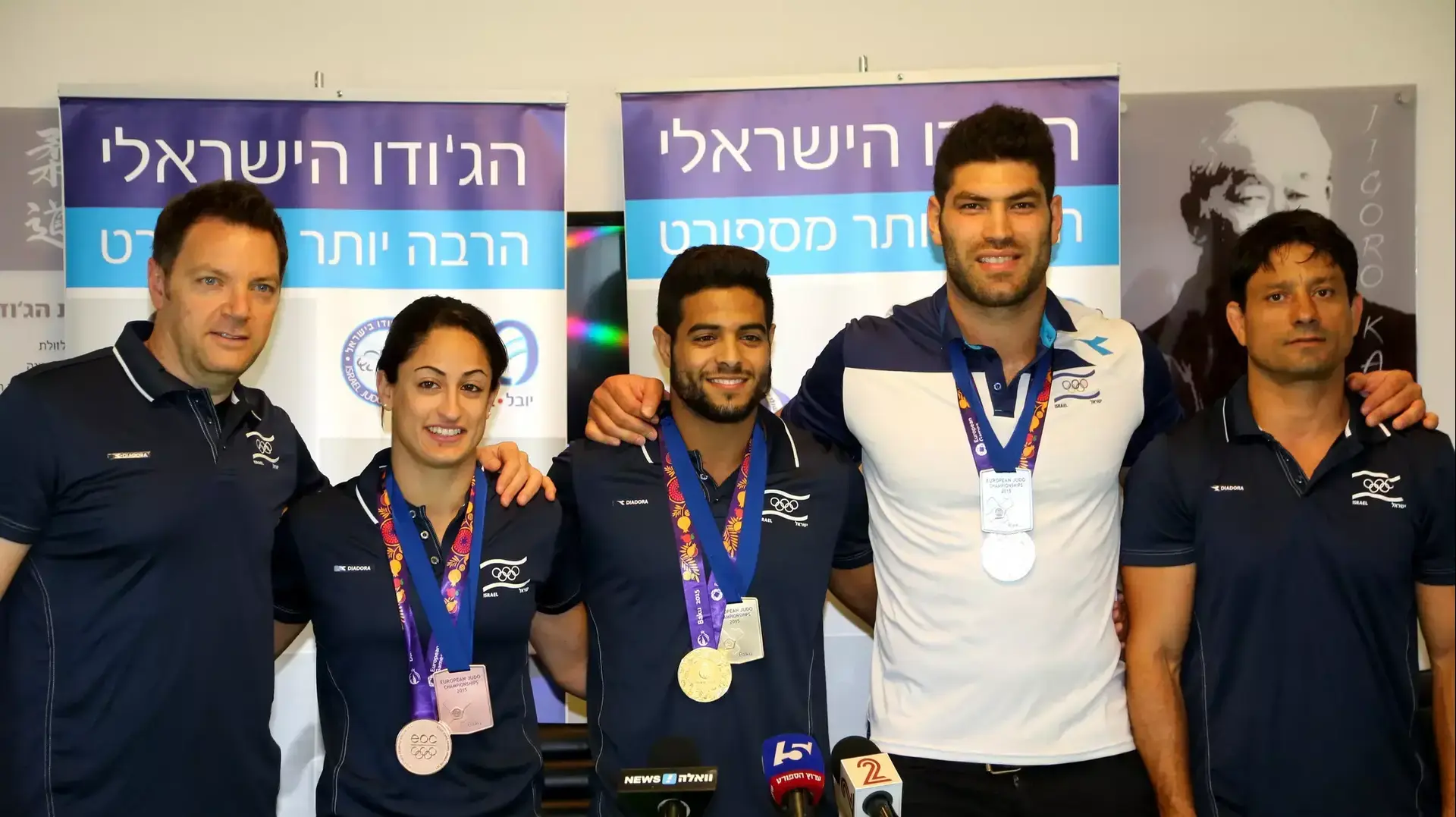 משמאל: משמאל: שני הרשקו, ירדן ג'רבי, שגיא מוקי, אורי ששון, אורן סמדג'ה, נבחרת ישראל ג'ודו מוקי, אורי ששון, אורן סמדג'ה, נבחרת ישראל ג'ודו משמאל: משמאל: שני הרשקו, ירדן ג'רבי, שגיא מוקי, אורי ששון, אורן סמדג'ה, נבחרת ישראל ג'ודו מוקי, אורי ששון, אורן סמדג'ה, נבחרת ישראל ג'ודו