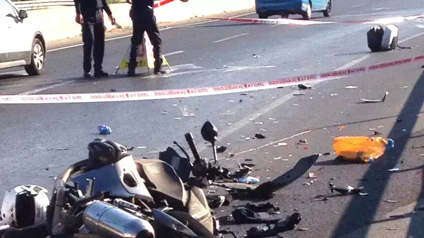 רוכב אופנוע נהרג בתאונת דרכים סמוך למעלה אדומים, 30 ביוני 2015 רוכב אופנוע נהרג בתאונת דרכים סמוך למעלה אדומים, 30 ביוני 2015