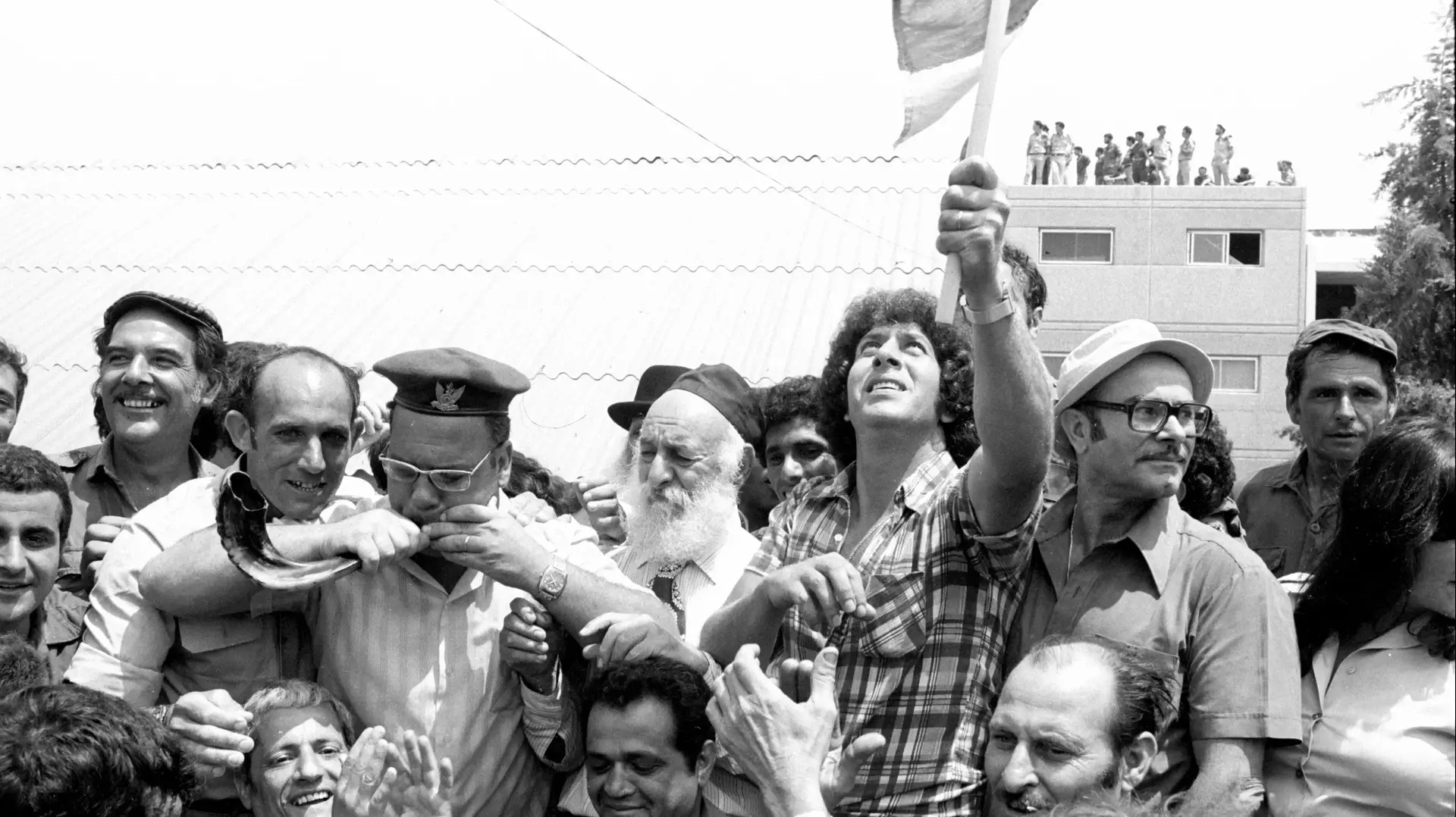 קבלת הפנים לחטופים ממבצע יונתן (אנטבה) 04.07.76