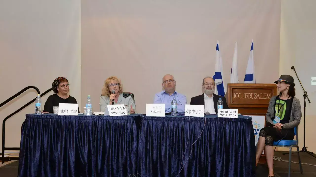 יועצת הרמטכ"ל לענייני נשים תא"ל רחלי טבת ויזל חושפת את נתונים גיוס הנשים הדתיות לצה"ל, יולי 2015 יועצת הרמטכ"ל לענייני נשים תא"ל רחלי טבת ויזל חושפת את נתונים גיוס הנשים הדתיות לצה"ל, יולי 2015
