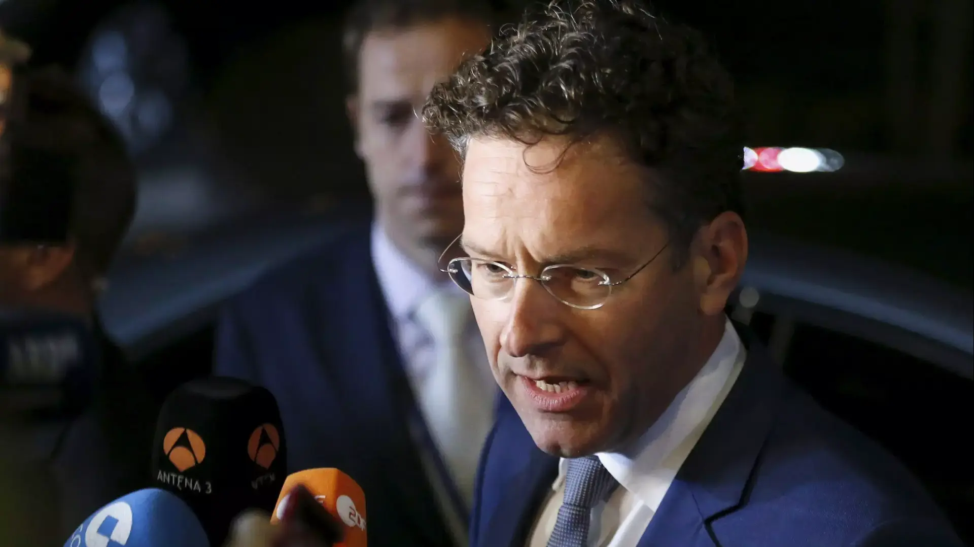 ירון דיסלבלום, שר האוצר של הולנד וראש קבוצת שרי האוצר האירופים, בדיונים בבריסל על הצעת הרפורמות בכלכלת יוון, 11 ביולי 2015 ירון דיסלבלום, שר האוצר של הולנד וראש קבוצת שרי האוצר האירופים, בדיונים בבריסל על הצעת הרפורמות בכלכלת יוון, 11 ביולי 2015