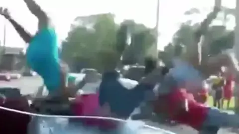 נערות נדרסות ע"י רכב