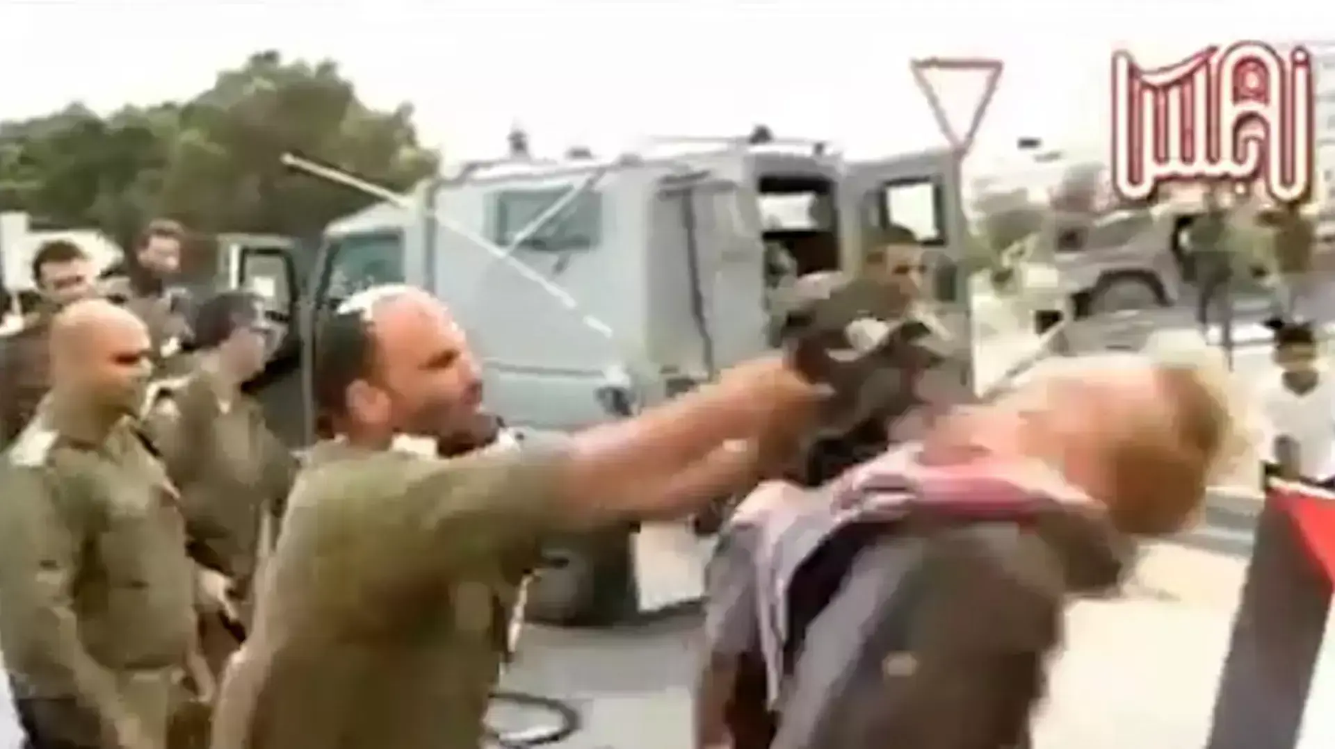 במסגרת הסכם הטיעון: הקצין שהכה פעיל שמאל יסיים את תפקידו בצה"ל
