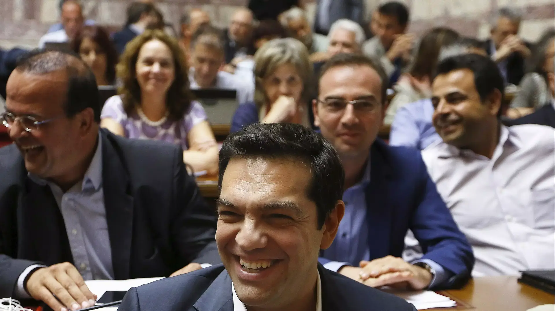 ראש ממשלת יוון אלכסיס ציפראס בדיון בפרלמנט, 15 ביולי 2015 ראש ממשלת יוון אלכסיס ציפראס בדיון בפרלמנט, 15 ביולי 2015