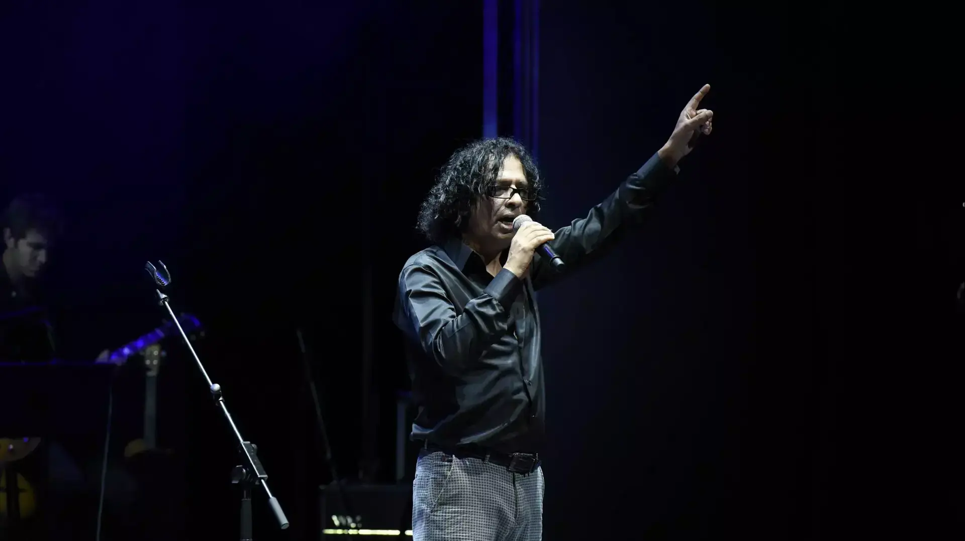 יזהר כהן באירוע מחווה לאילי גורליצקי, 17 ביולי 2015 יזהר כהן באירוע מחווה לאילי גורליצקי, 17 ביולי 2015