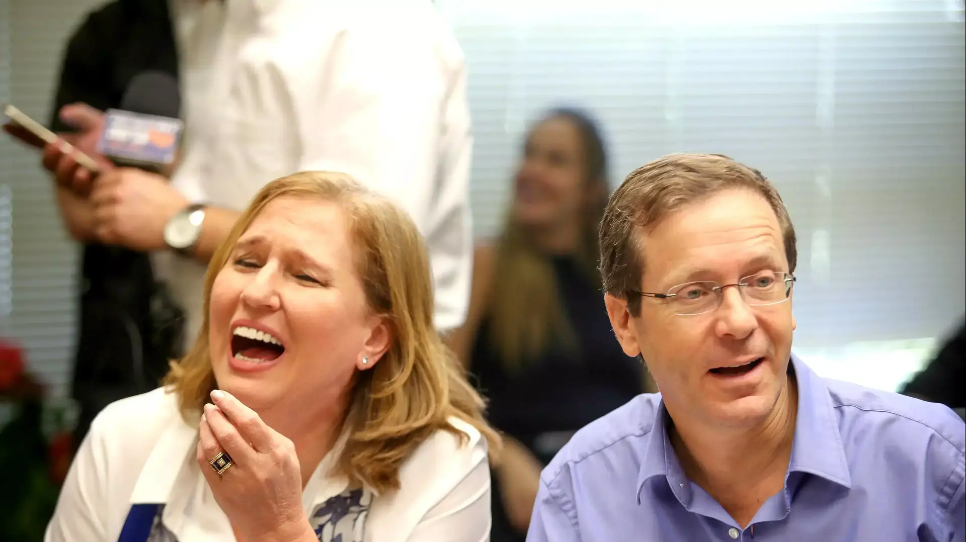 יצחק הרצוג וציפי לבני, סיעת המחנה הציוני, הכנסת, 20 ביולי 2015 יצחק הרצוג וציפי לבני, סיעת המחנה הציוני, הכנסת, 20 ביולי 2015