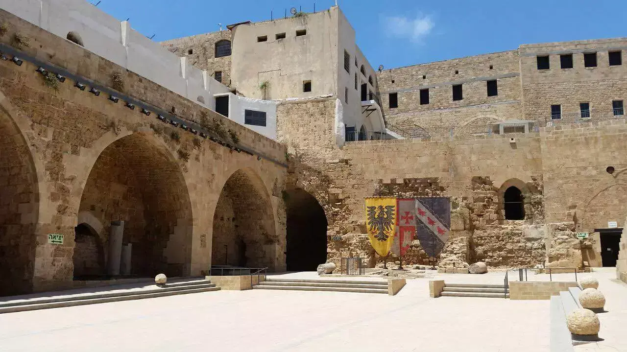 אולמות האבירים אולמות האבירים