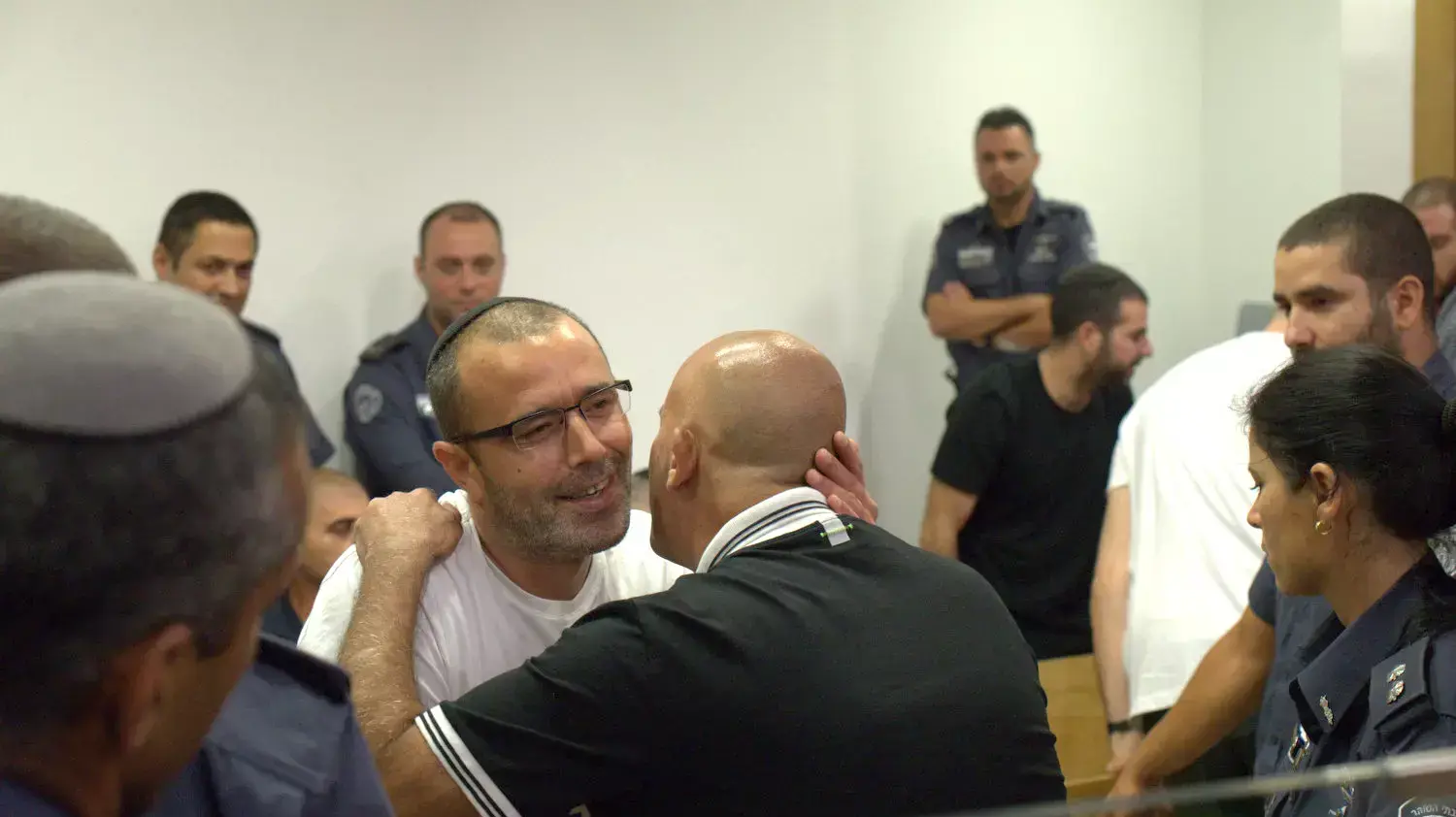 דודו בן שטרית, חשוד בפרשת 512, בהקראת הדיון. יולי 2015 דודו בן שטרית, חשוד בפרשת 512, בהקראת הדיון. יולי 2015