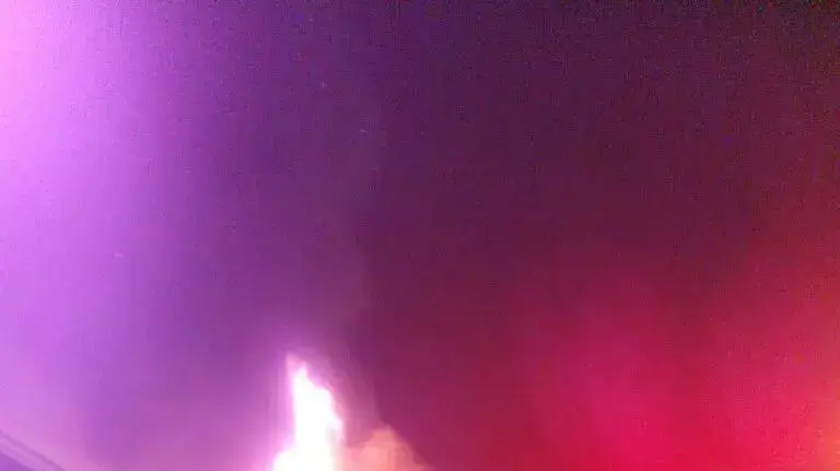 שריפה בהאנגר 24 במסעדת מול ים, נמל תל אביב. יולי 2015