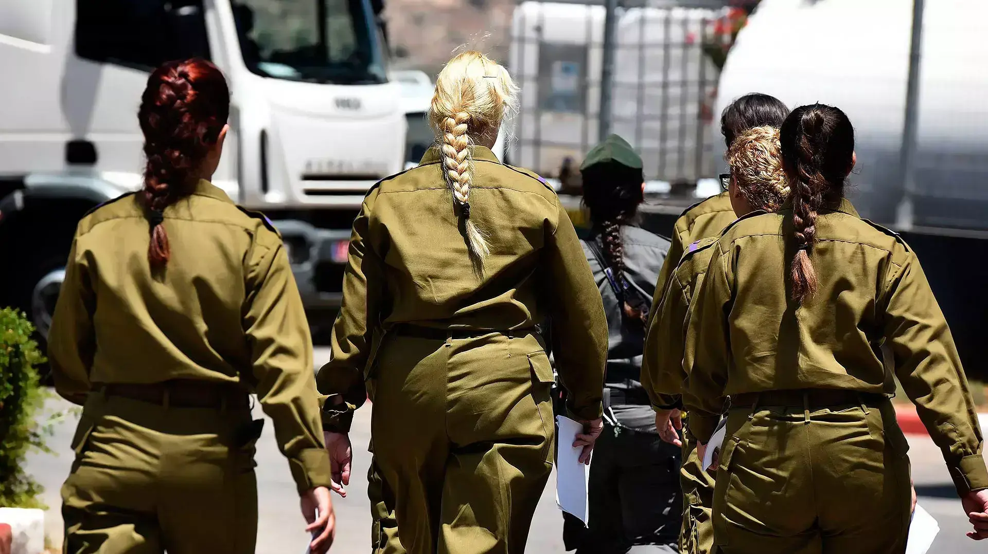 מגב, חיילים, חיילות, 2015 מגב, חיילים, חיילות, 2015