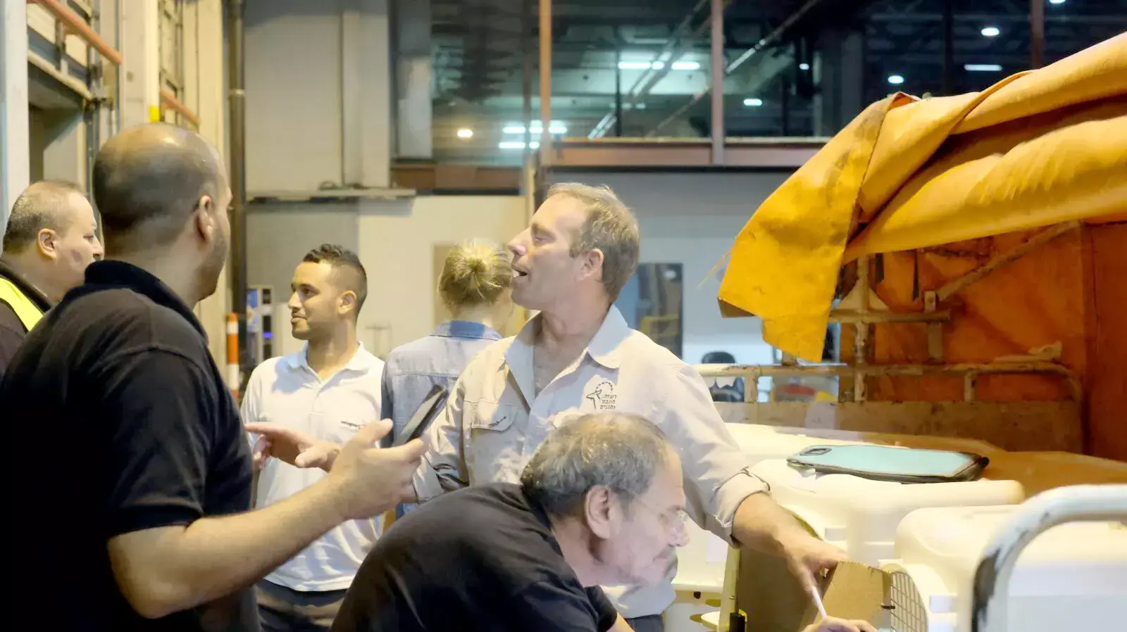 16 נשרים מקראיים הגיעו הלילה לארץ מספרד 24 ביולי 2015 16 נשרים מקראיים הגיעו הלילה לארץ מספרד 24 ביולי 2015