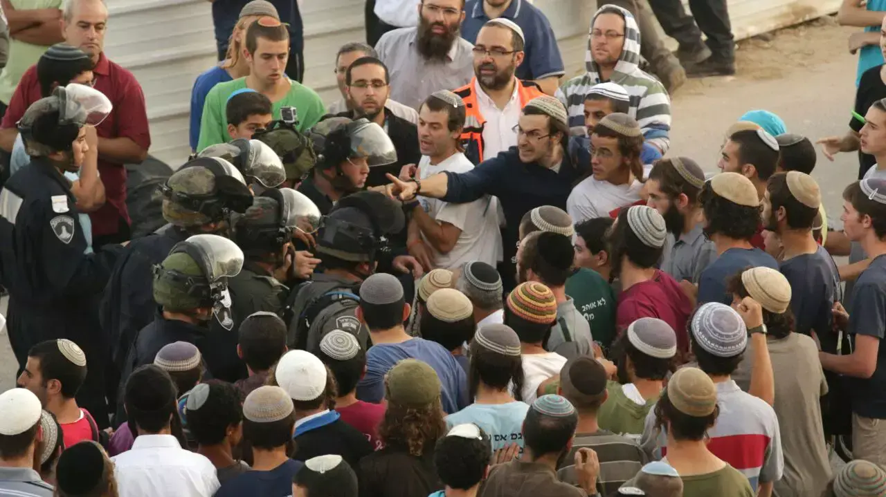 פינוי בתי דריינוף בבית אל פינוי בתי דריינוף בבית אל