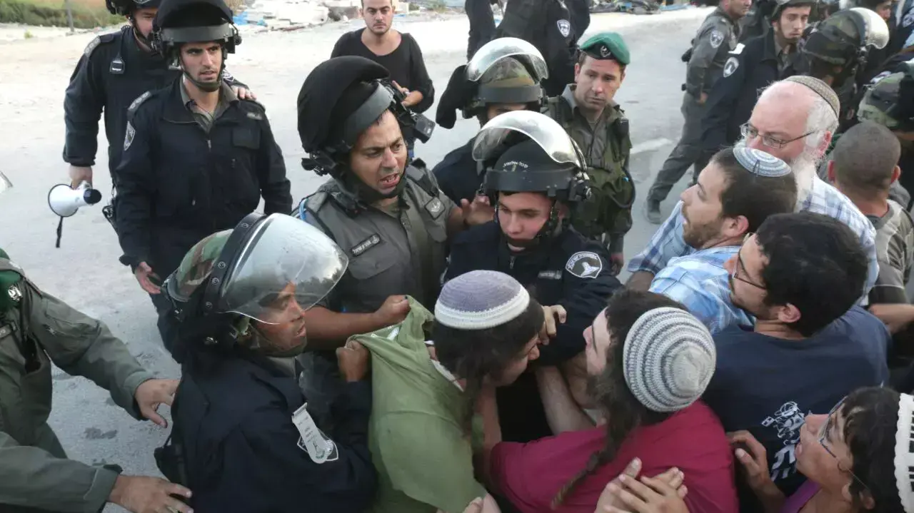 פינוי בתי דריינוף בבית אל פינוי בתי דריינוף בבית אל