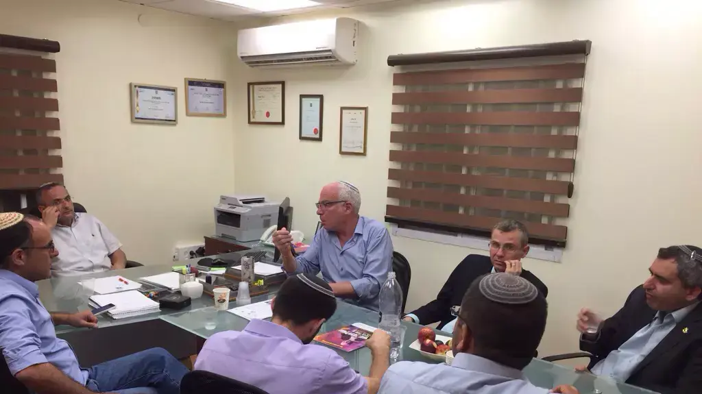 חברי הכנסת מתכנסים בבית אל, יולי 2015 חברי הכנסת מתכנסים בבית אל, יולי 2015