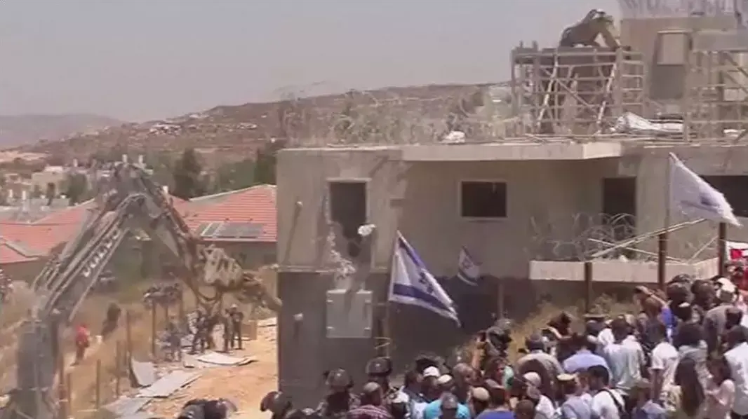 הריסת בתי דריינוף בבית אל, יולי 2015 הריסת בתי דריינוף בבית אל, יולי 2015