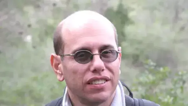 גדי, חי לבד שנים רבות גדי, חי לבד שנים רבות