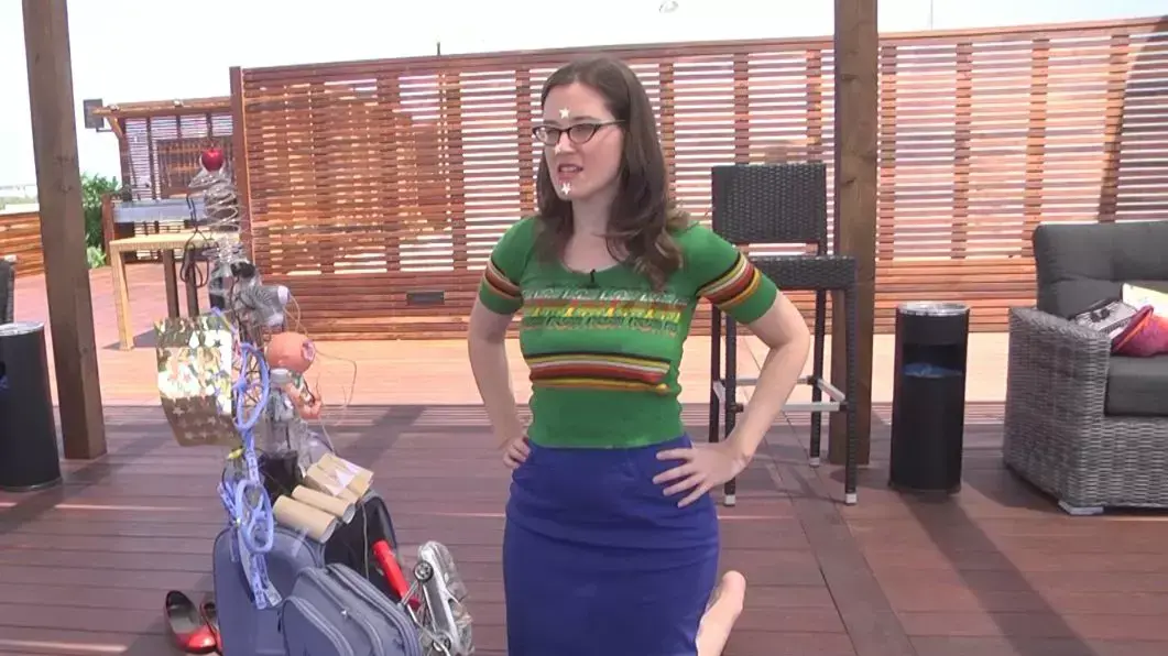 רחלי חוזרת לעבר, בחזרה לעתיד רחלי חוזרת לעבר, בחזרה לעתיד