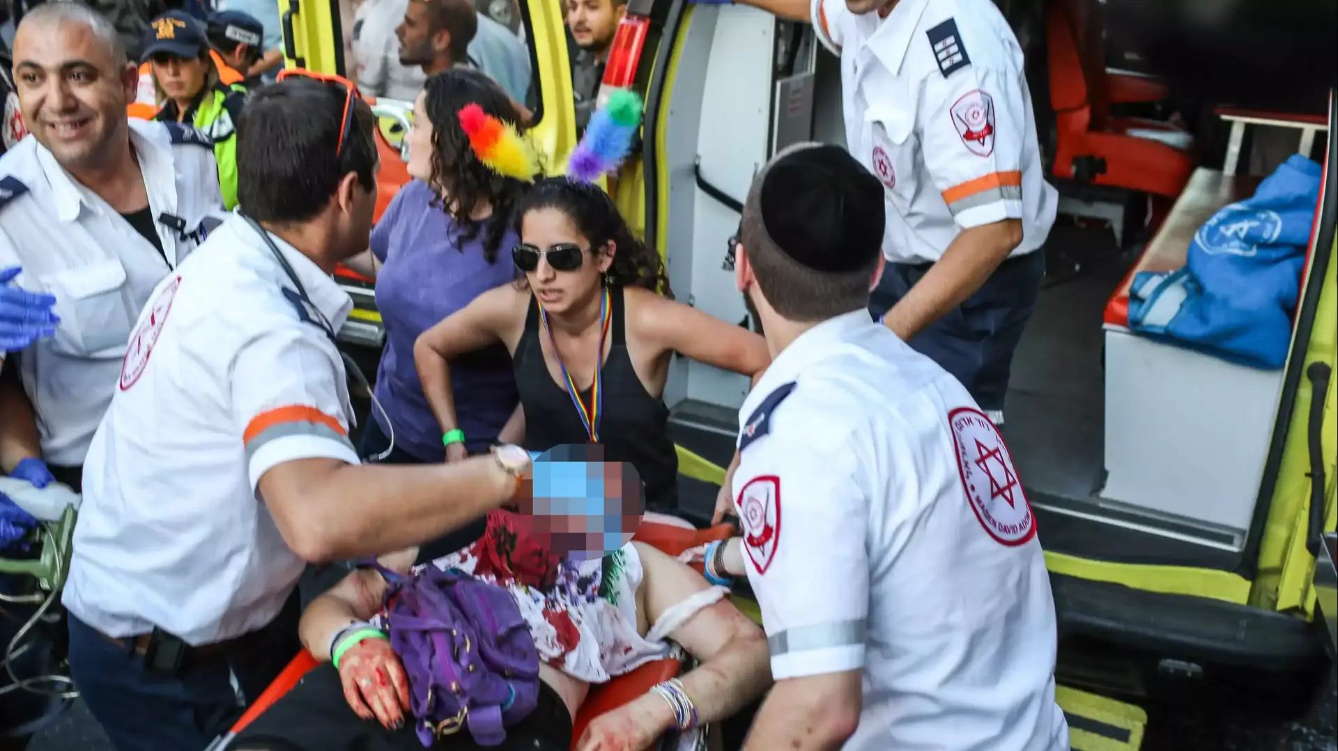 פצועים במצעד הגאווה, ירושלים. יולי 2015 פצועים במצעד הגאווה, ירושלים. יולי 2015